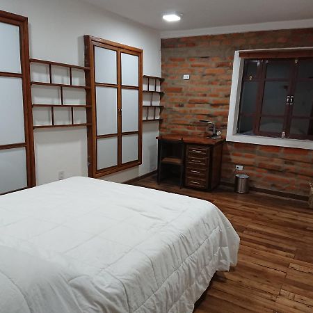 Apartamentos Colonial Home キト エクステリア 写真