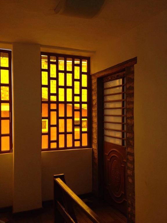 Apartamentos Colonial Home キト エクステリア 写真