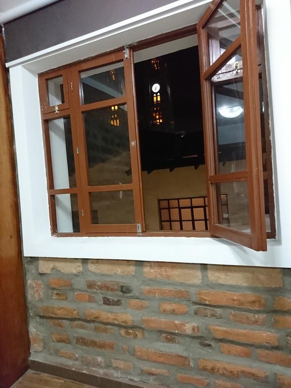 Apartamentos Colonial Home キト エクステリア 写真