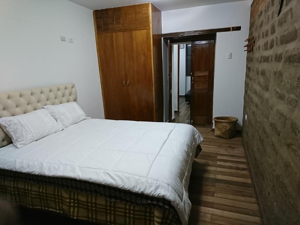 Apartamentos Colonial Home キト エクステリア 写真