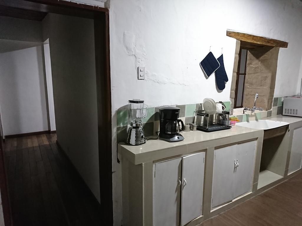 Apartamentos Colonial Home キト エクステリア 写真