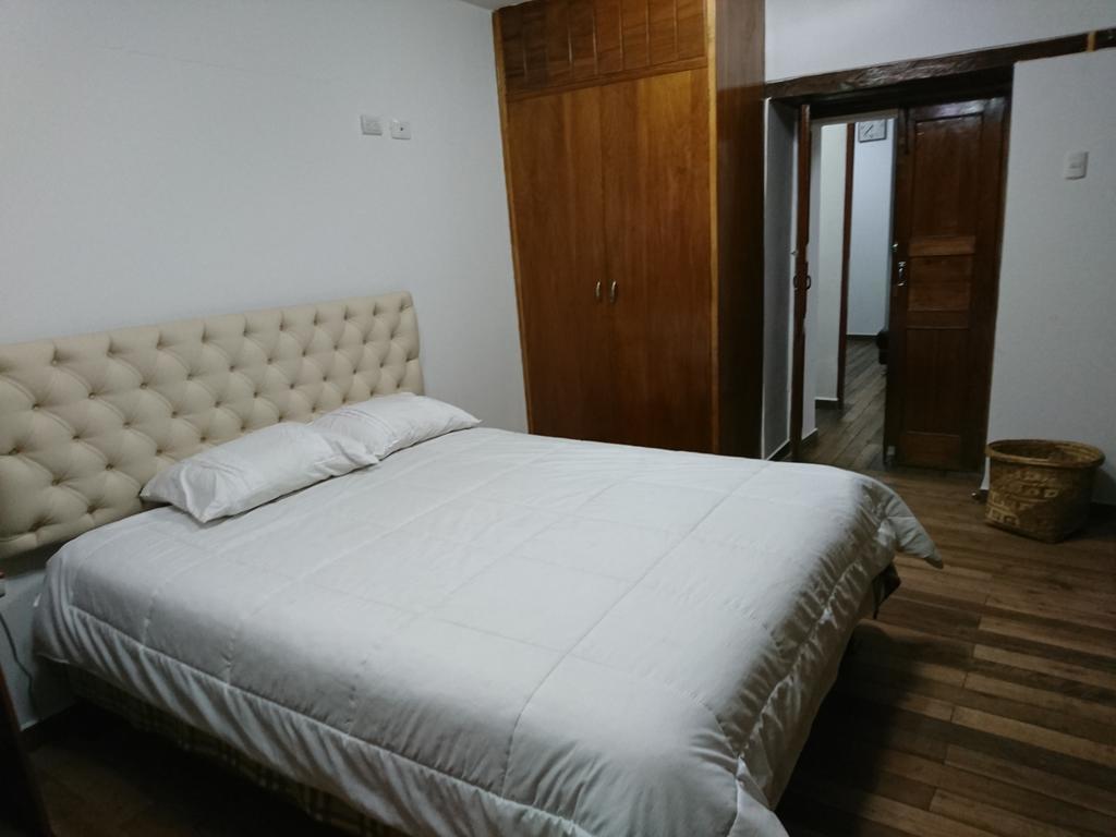 Apartamentos Colonial Home キト エクステリア 写真