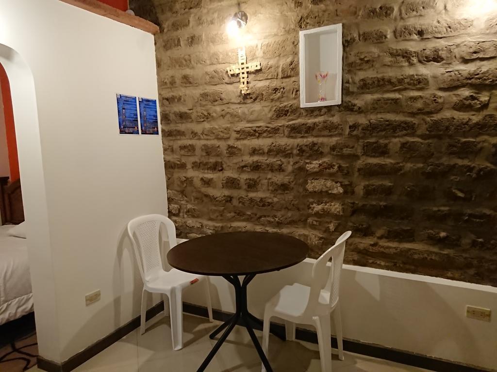 Apartamentos Colonial Home キト エクステリア 写真