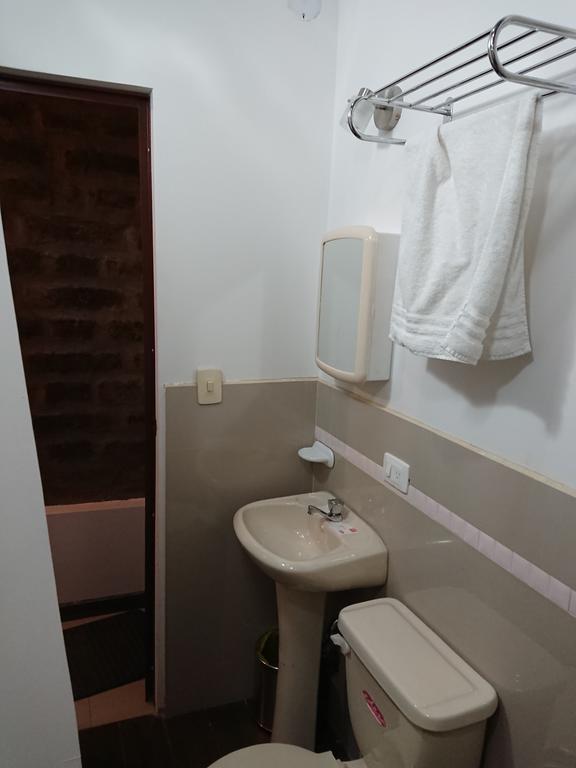 Apartamentos Colonial Home キト エクステリア 写真